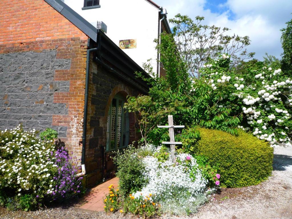 Bowerbank Mill B&B Deloraine Exterior photo